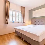 Strandleben 01 - Georg Grosz Apartament Ahrenshoop